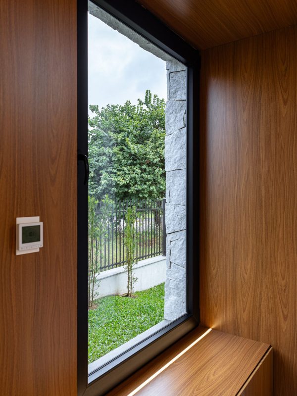 Oscilobatente